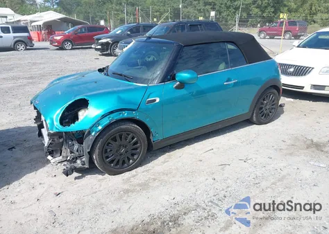2021 Mini Convertible Cooper из США, поврежденный, VIN WMWWJ3C08M3M43101